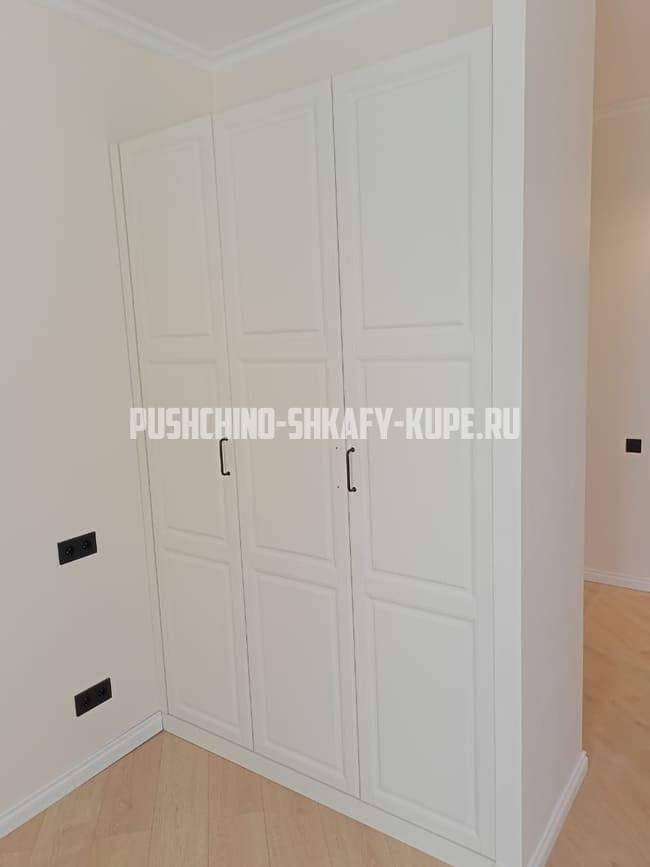Распашные шкафы Пущино
