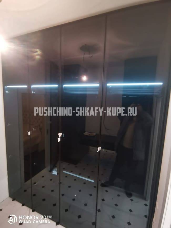 Распашные шкафы Пущино